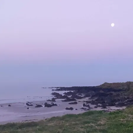 Seaside In With Breathtaking Views