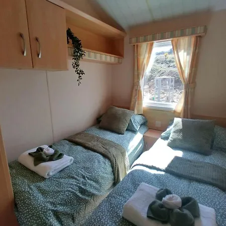 Seaside In With Breathtaking Views * アードモア