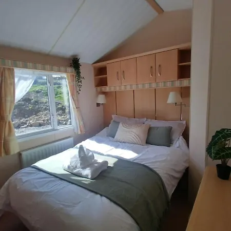 Seaside In With Breathtaking Views