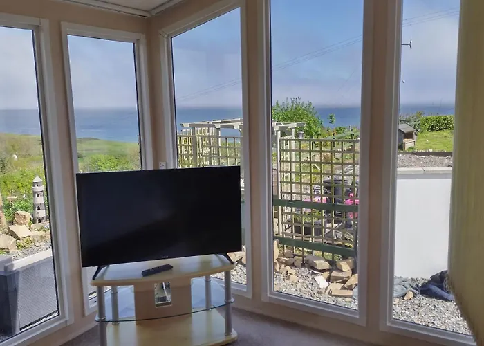 Seaside In With Breathtaking Views Horská chata *