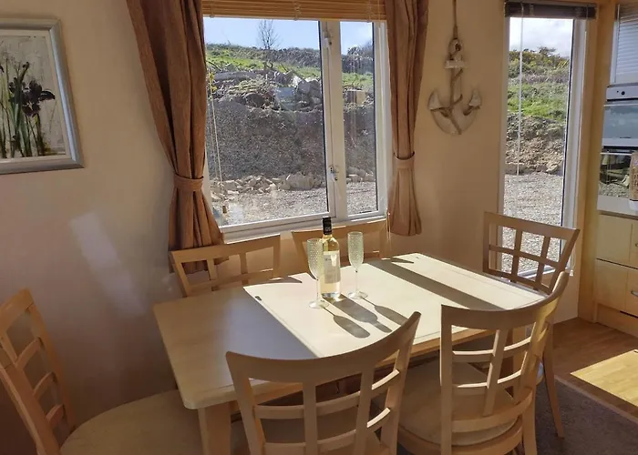 Seaside In With Breathtaking Views
